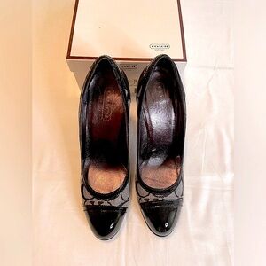 Coach Cassia Gray & Black Logo Block Heels Sz 8.5